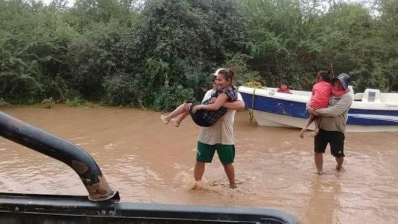 VIDEO: Impactantes imgenes de la inundacin en Salta
